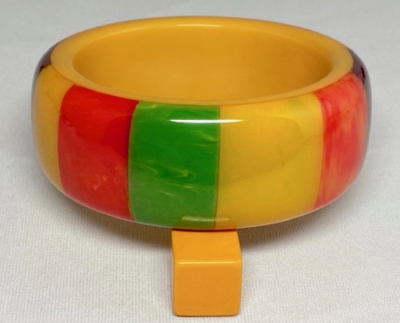 SZ36 Shultz wide multicolor panels bakelite bangle